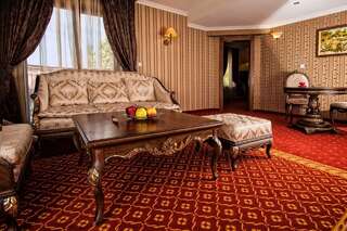 Отель Hotel Chinar Хисаря VIP-люкс с гидромассажной ванной-6
